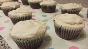 The glossy buttercream - looking (and smelling yummy!)